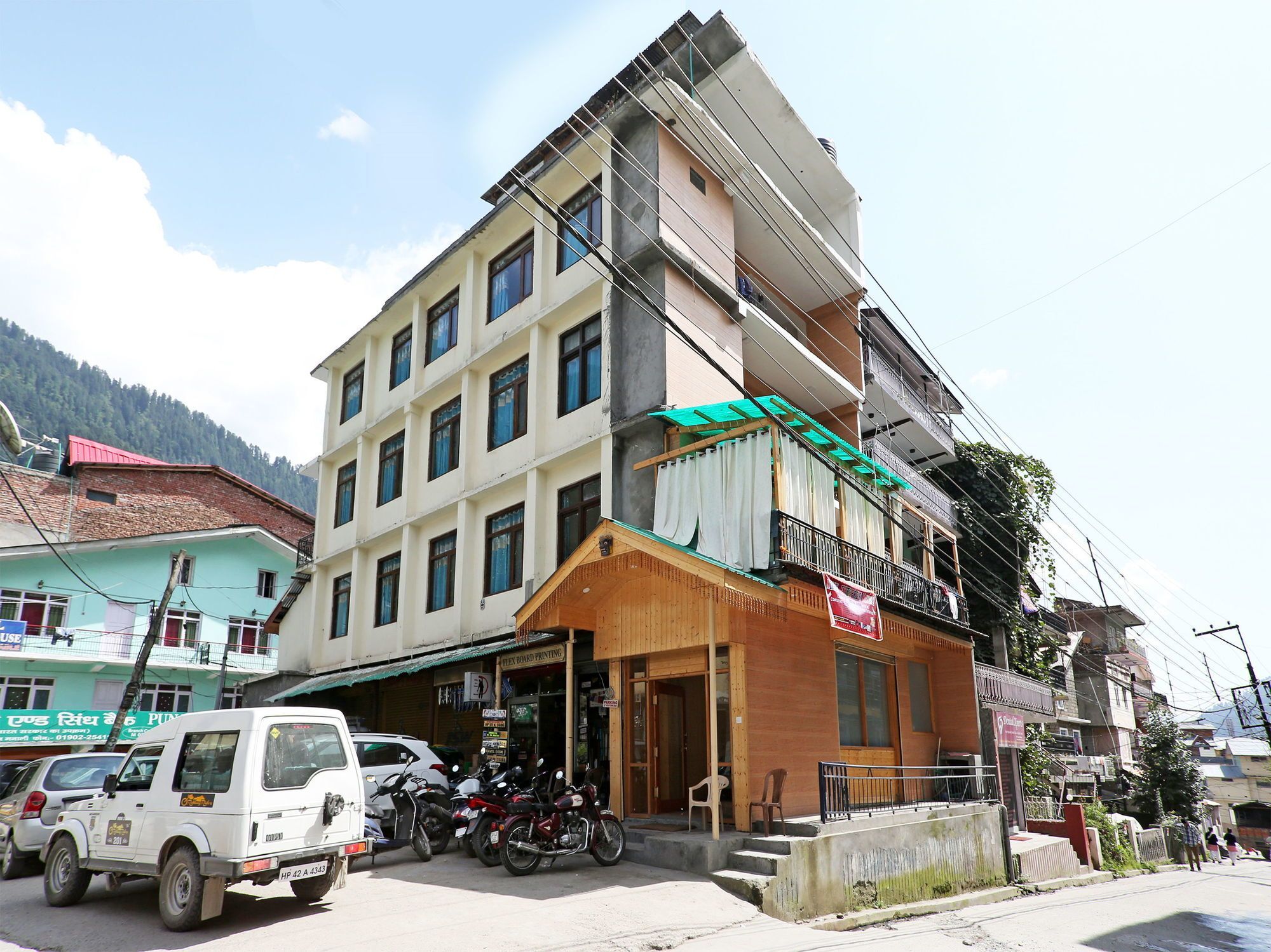 Oyo 9912 Hotel Rock Sea 马拉里 外观 照片